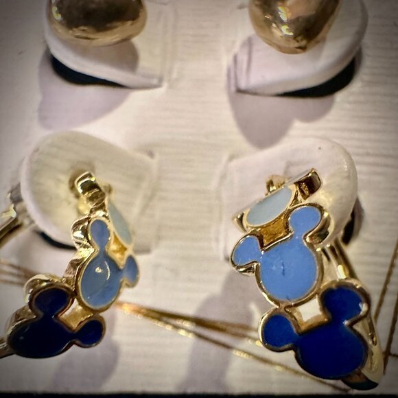 NWT Disney Parks Collection Star & Heart Earring Trio - Picture 4 of 5